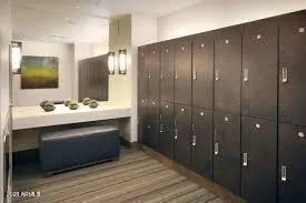 COMMUNITY CENTER LOCKER ROOM /