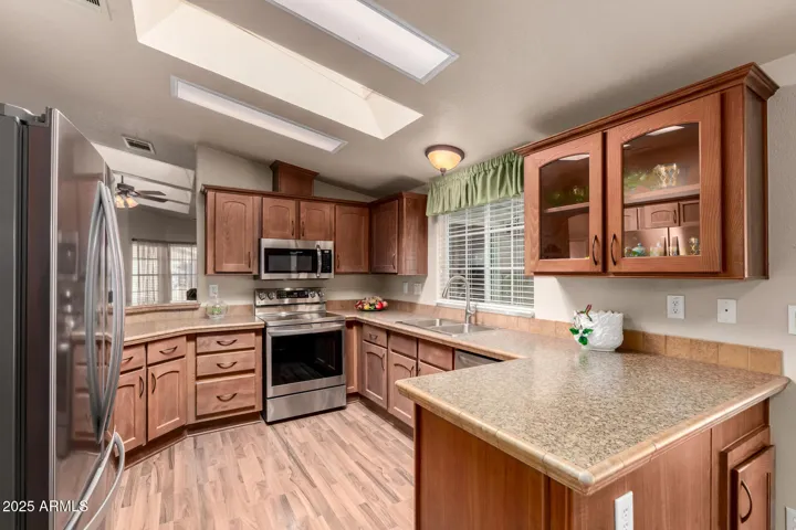 Large + Bright Kitchen