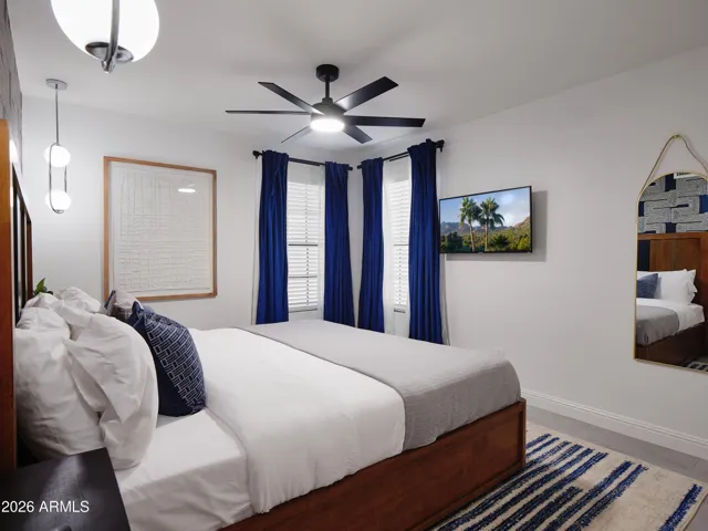 King bed and dresser