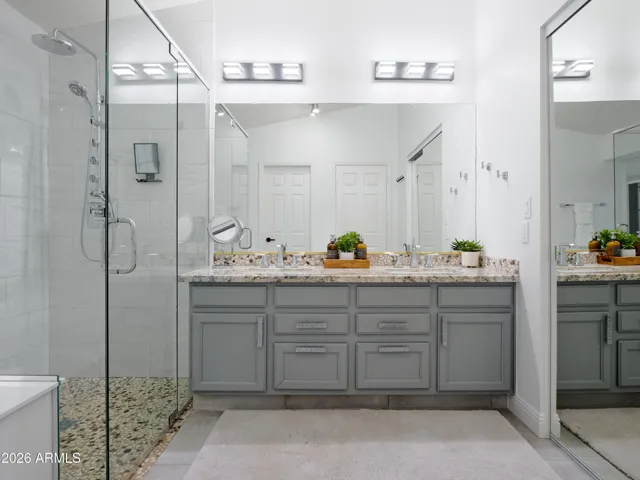 Roll-in shower