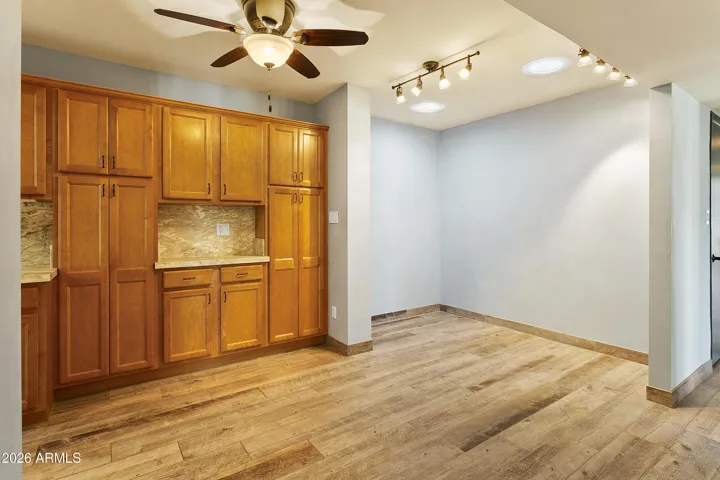 Kitchen dining nook