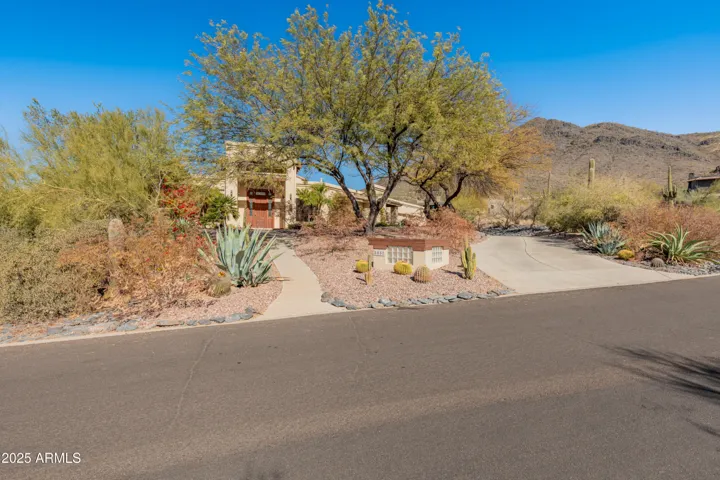 Front view of property