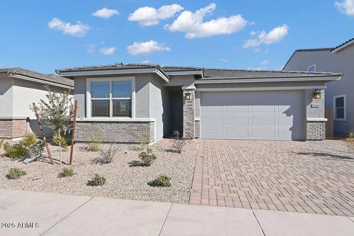 17184 W Saddle Horn Trail ~ Ready Now