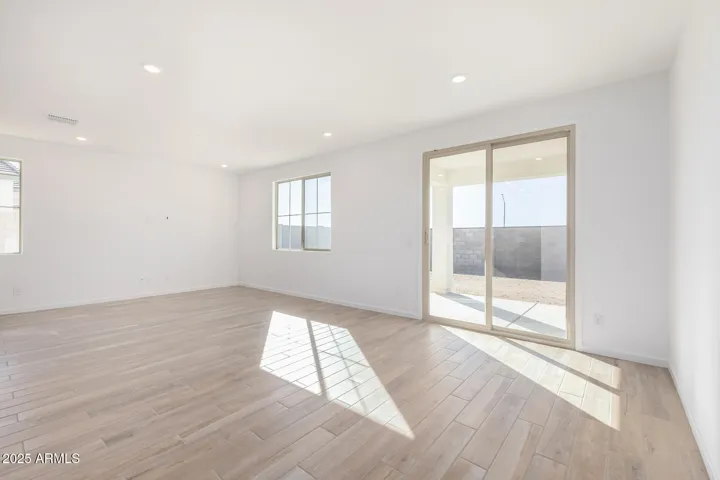Living Room/Dining Room