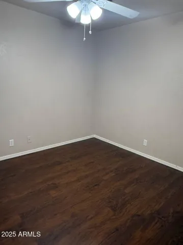 #21 vacant pictures before move in
