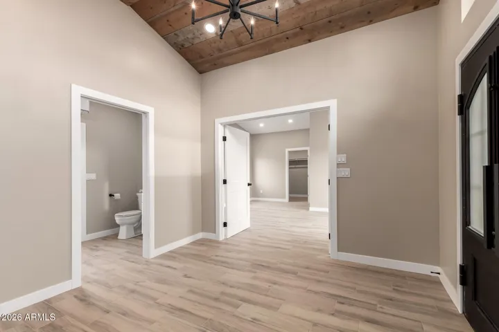 Entryway / Foyer
