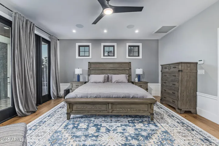 Primary suite with king bed