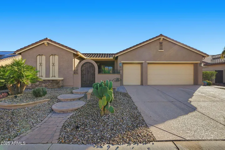 Welcome to 5161 N Scottsdale Rd!