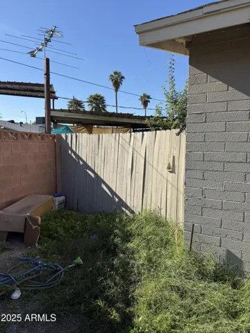 RV gate