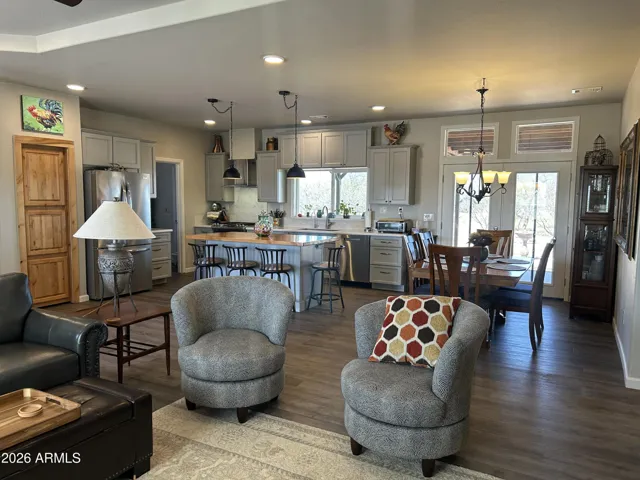 Open, split floor plan