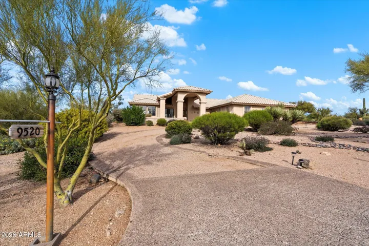 Circular driveway as well as large turn around outside 3+ car garage (easy for trucks or boats!)