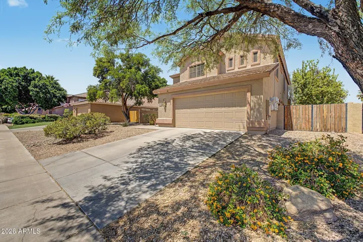 RV Gate on the Right of the House. All of the Homes with RV Gates have an Angled Drive to the RV Gate Area.