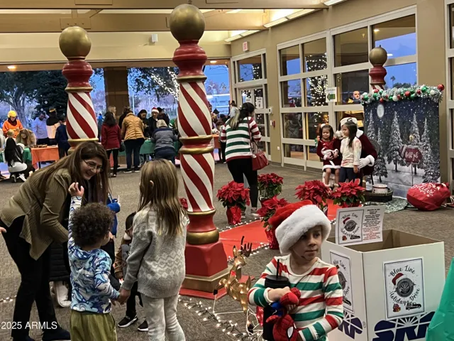 Santa is here and families are having a great time!