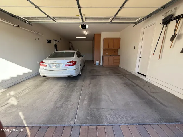 Tandem Garage