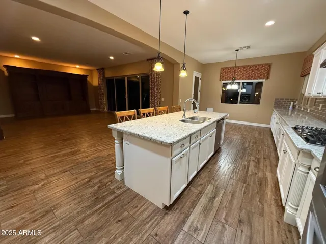 Kitchen & Great Room