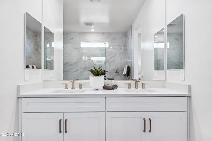 Photos of model home to show layout-options may vary