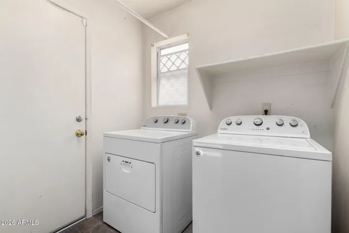 Washer and dryer convey