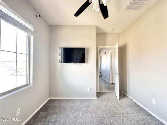 Guest bedroom 1