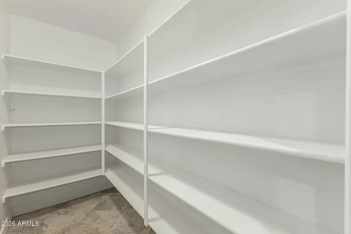 Walk-in Pantry
