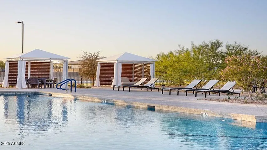 Ovation at Meridian Community