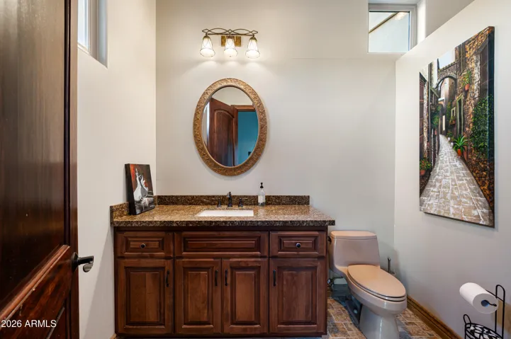 Guest bath 4