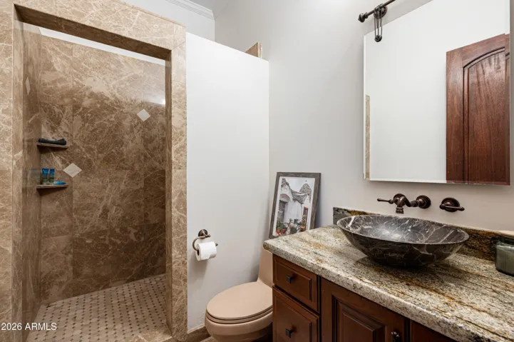 Guest bath 3