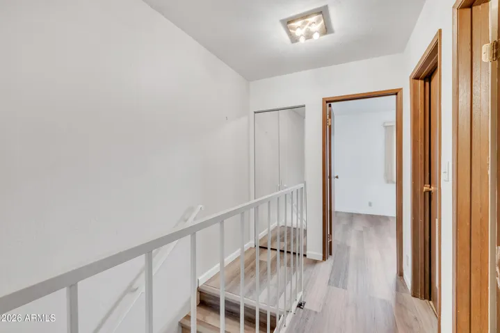 Upstairs secondary bedroom/bathroom hallway area