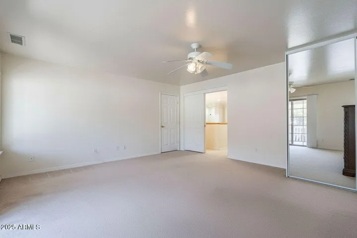 This photo is a rendering of what this space will look like once the home is vacant. This is virtually rendered via AI.