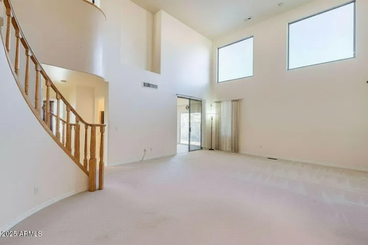 This photo is a rendering of what this space will look like once the home is vacant. This is virtually rendered via AI.