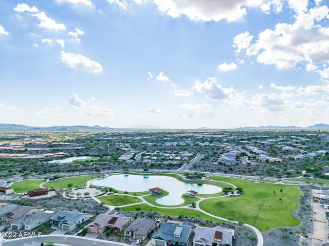 Close to lake park
