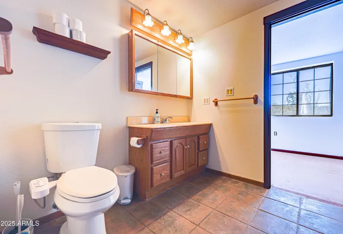 Guest Suite Bathroom