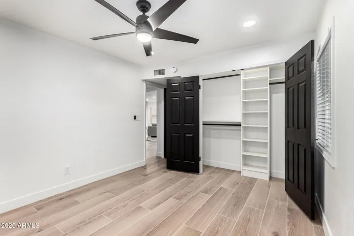 BEDROOM 2 Closet system