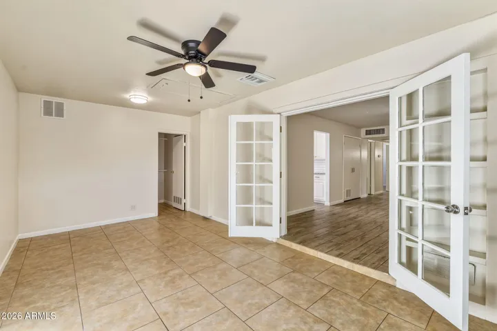 5th Bedroom with separate entrance