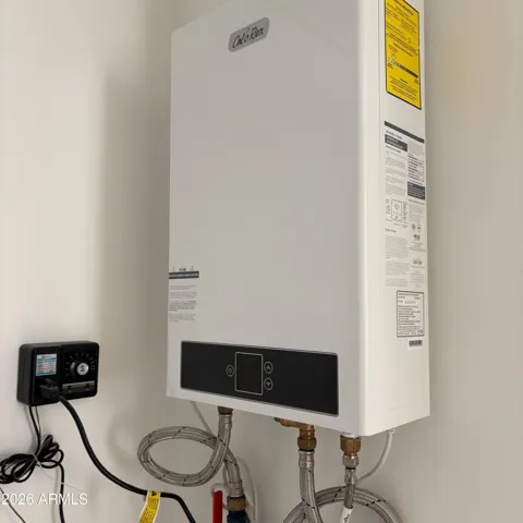 Tankless water heater