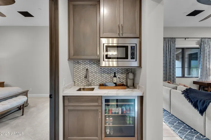 Casita kitchenette.