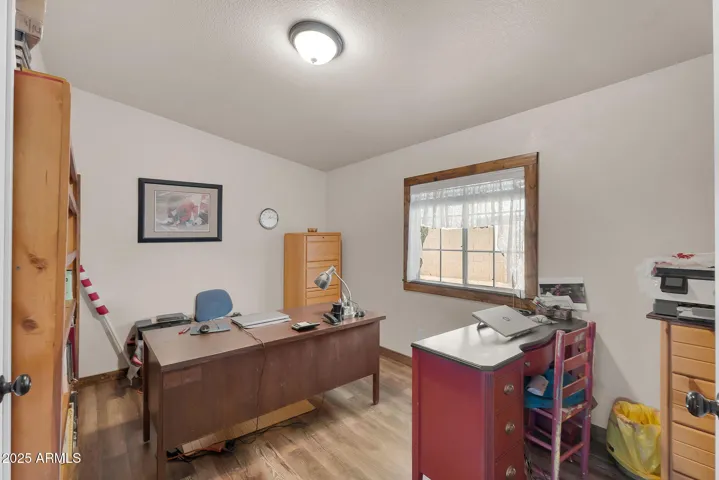 office/bonus room