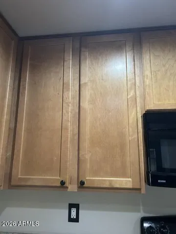 Maple Kitchen Cabinets