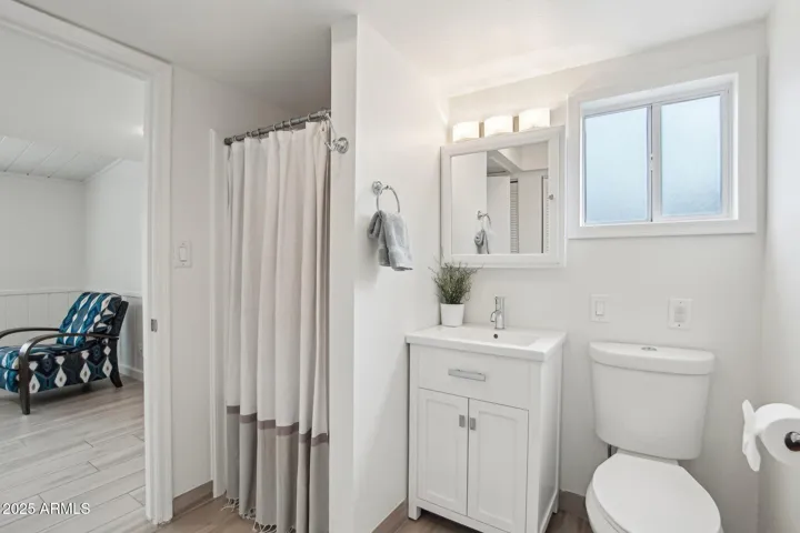 Bedroom 4 ensuite