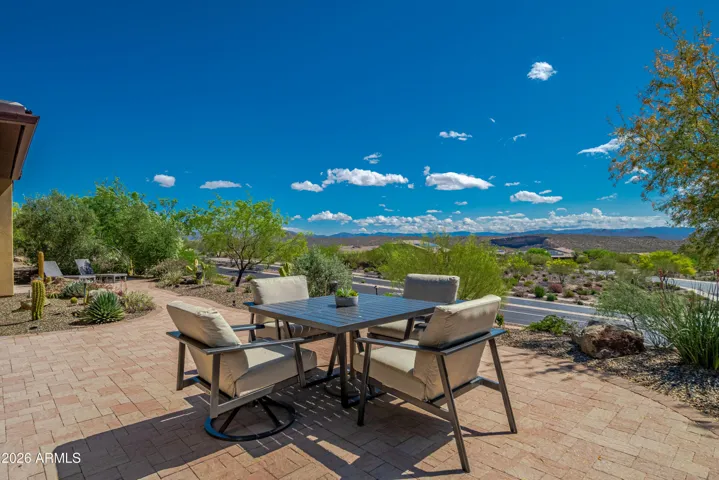 Patio w/ Mountain View