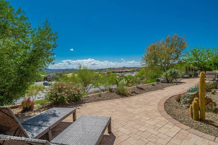 Patio w/ Mountain View