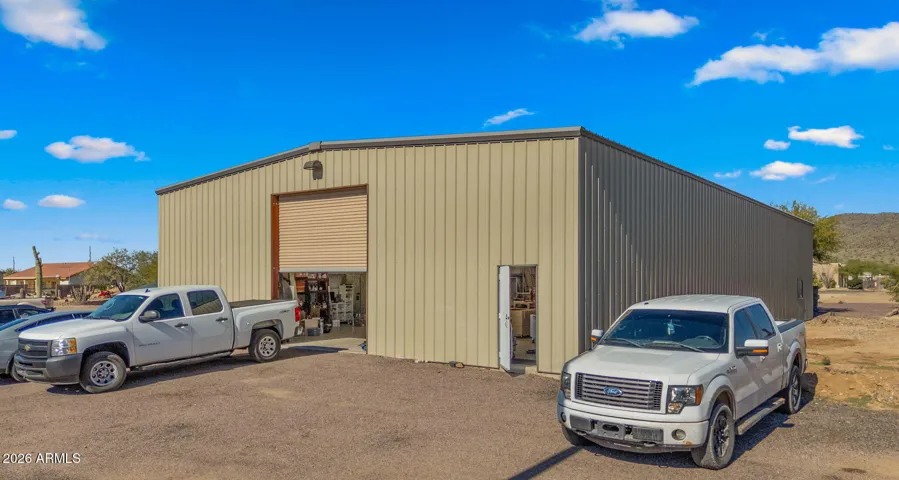 RV Garage Doors on Both Sides