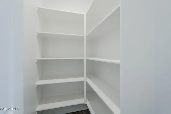 Walk in pantry