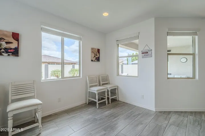 In-kitchen dining area/breakfast nook