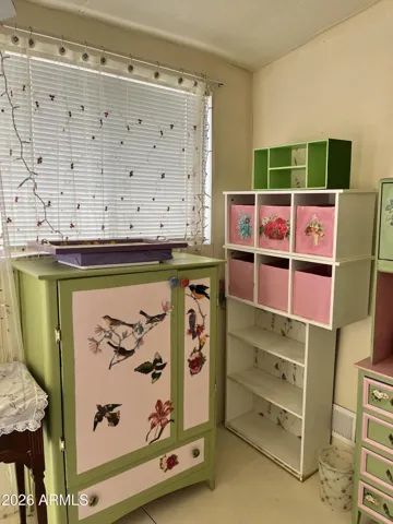 She Shed—perfect for a creative space
