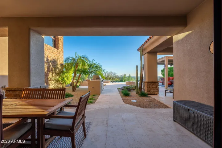 LARGE COVERED PATIO