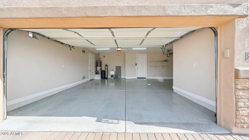 Epoxy floor in immaculate garage