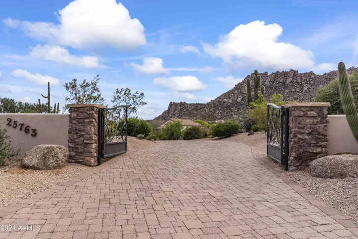 Private Entry Gate for Ultimate Privacy & Security