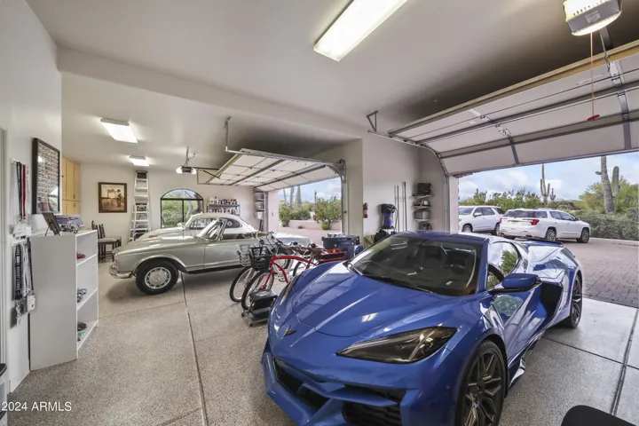 Plenty of Room for all Your Toys, Extra Tall & Wide Garage Doors