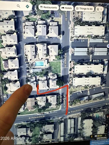 Quick access to the Pool, interior, quieter unit.
