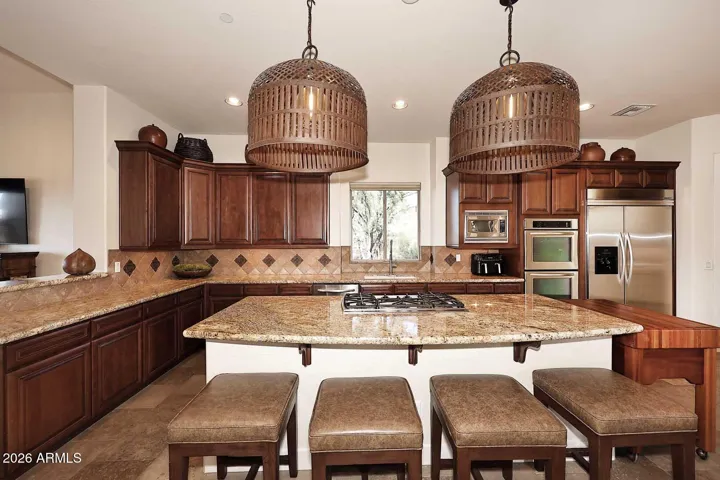 Kitchen island with gas cooktop